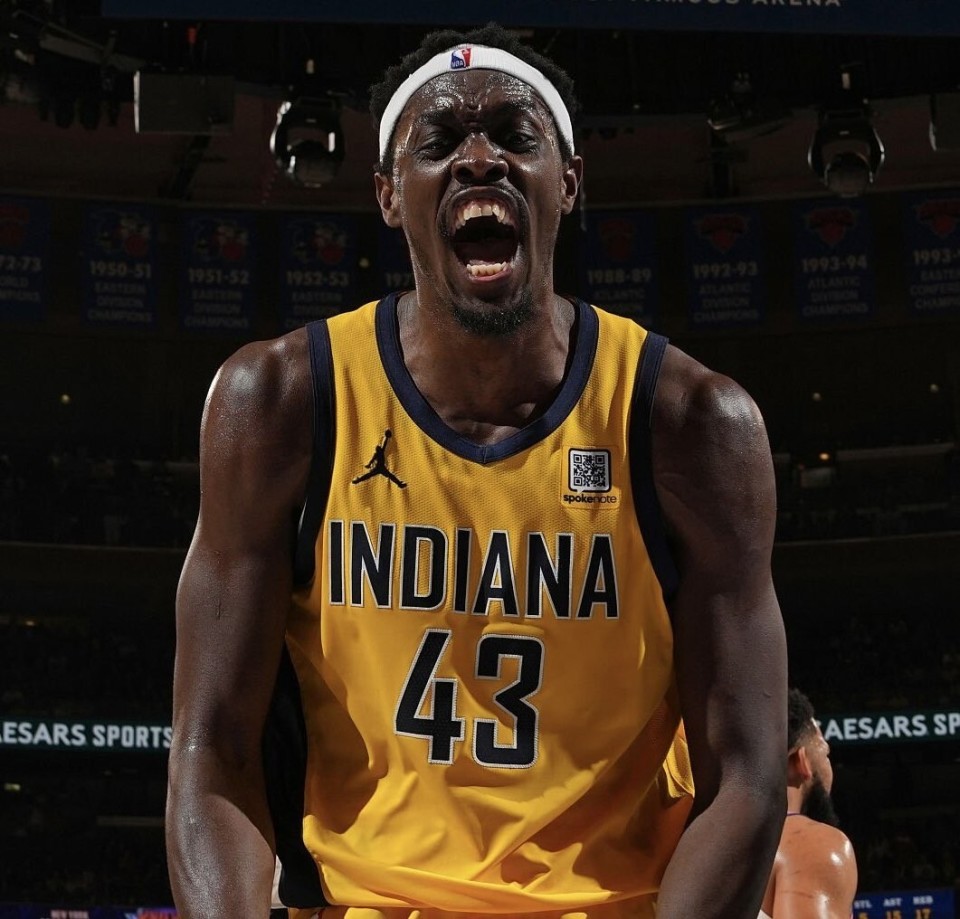 西亚卡姆重返赛场，败北首场状态出色，切尔西观众沸腾！