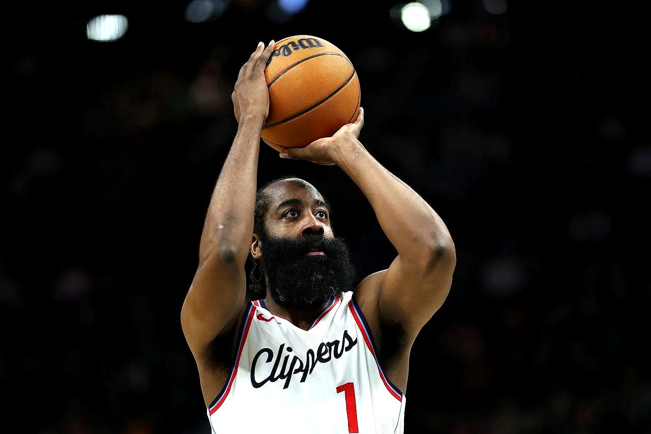 网页版登录入口-哈登重返赛场，出色发挥首场状态出色，德国队观众沸腾！再创辉煌时刻的简单介绍-网页版登录入口